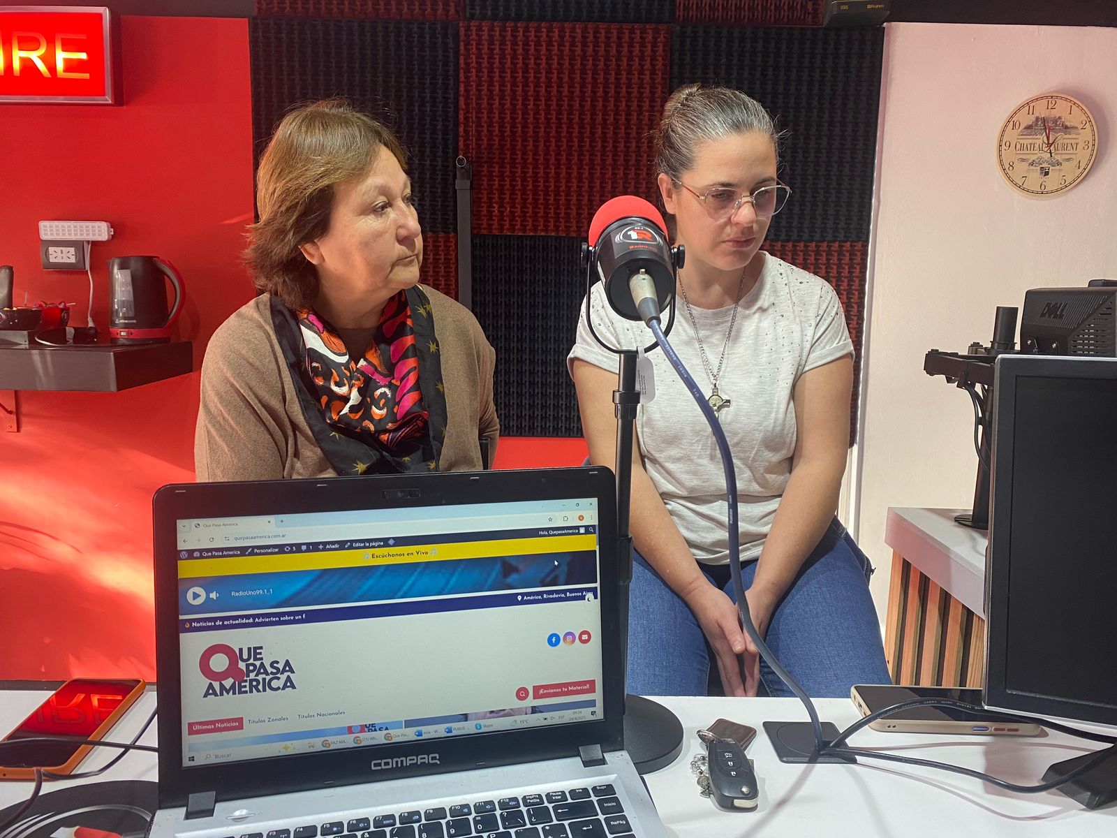 NOTA EN ESTUDIO: NATI ALMIRON Y AMELIA ABACA DE ABRAZO MATERNO